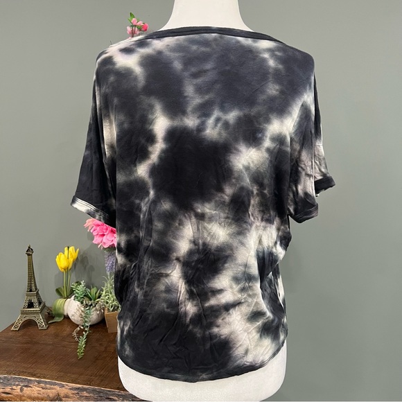 Caution To The Wind Side Tie Up Top - Picture 5 of 12